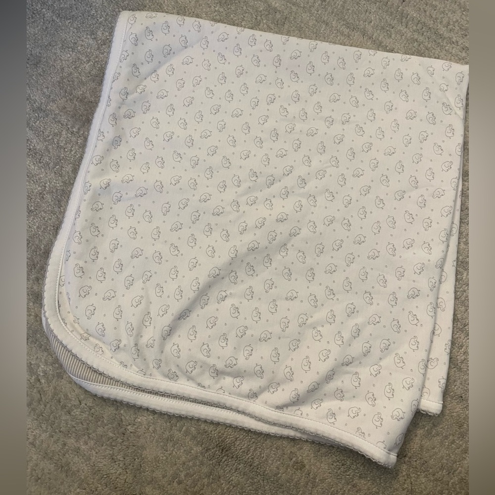Kissy kissy blanket